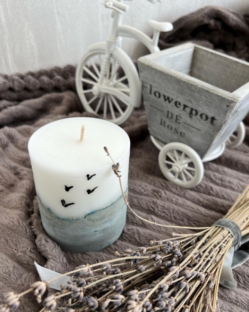 Элегантные бетонные свечи